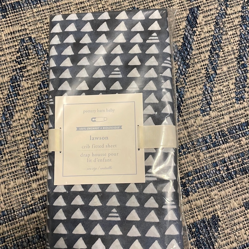 NWT PB Kids organic crib sheet